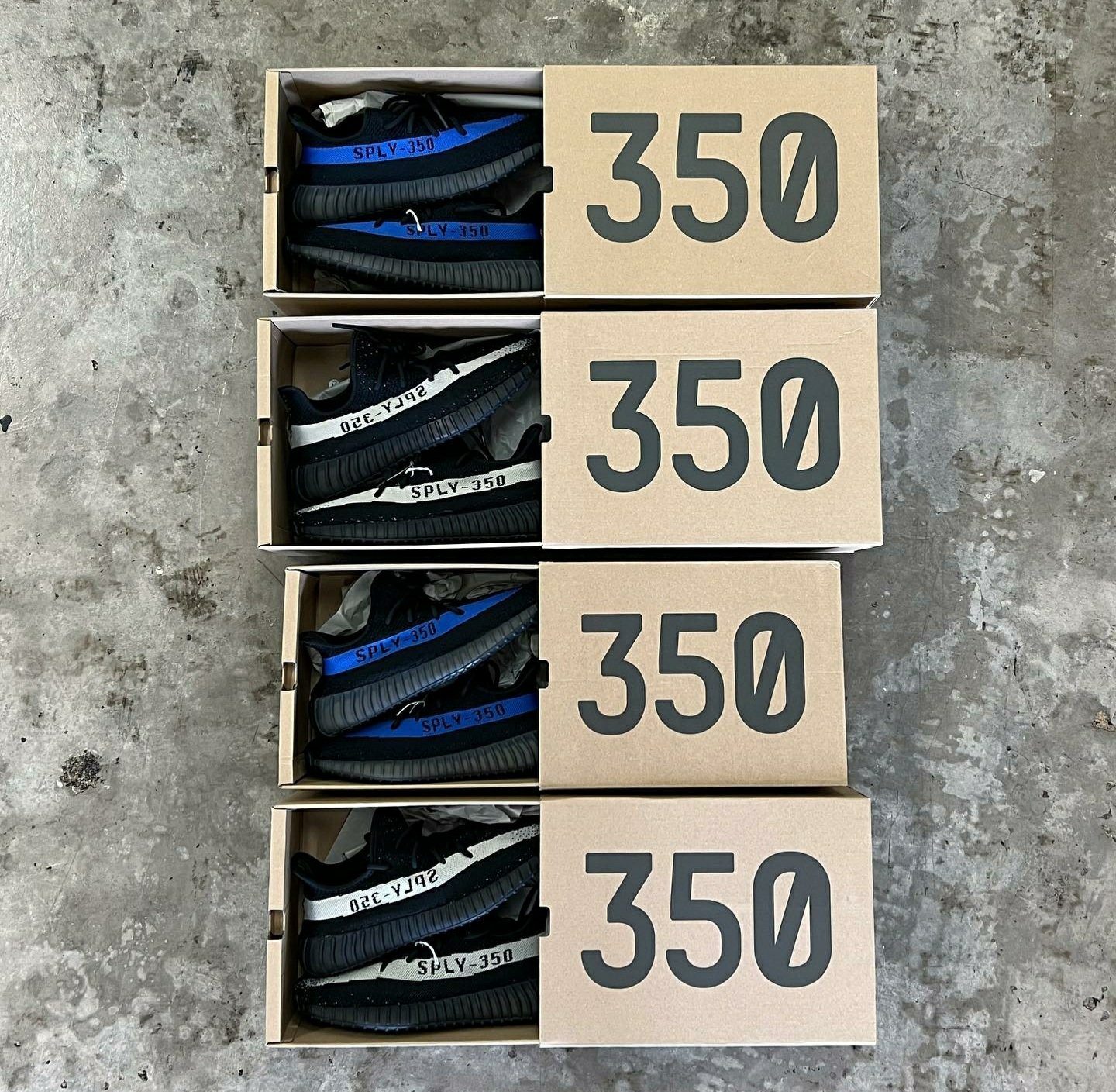 Buy Yeezy Shoes Pallet - Image 15