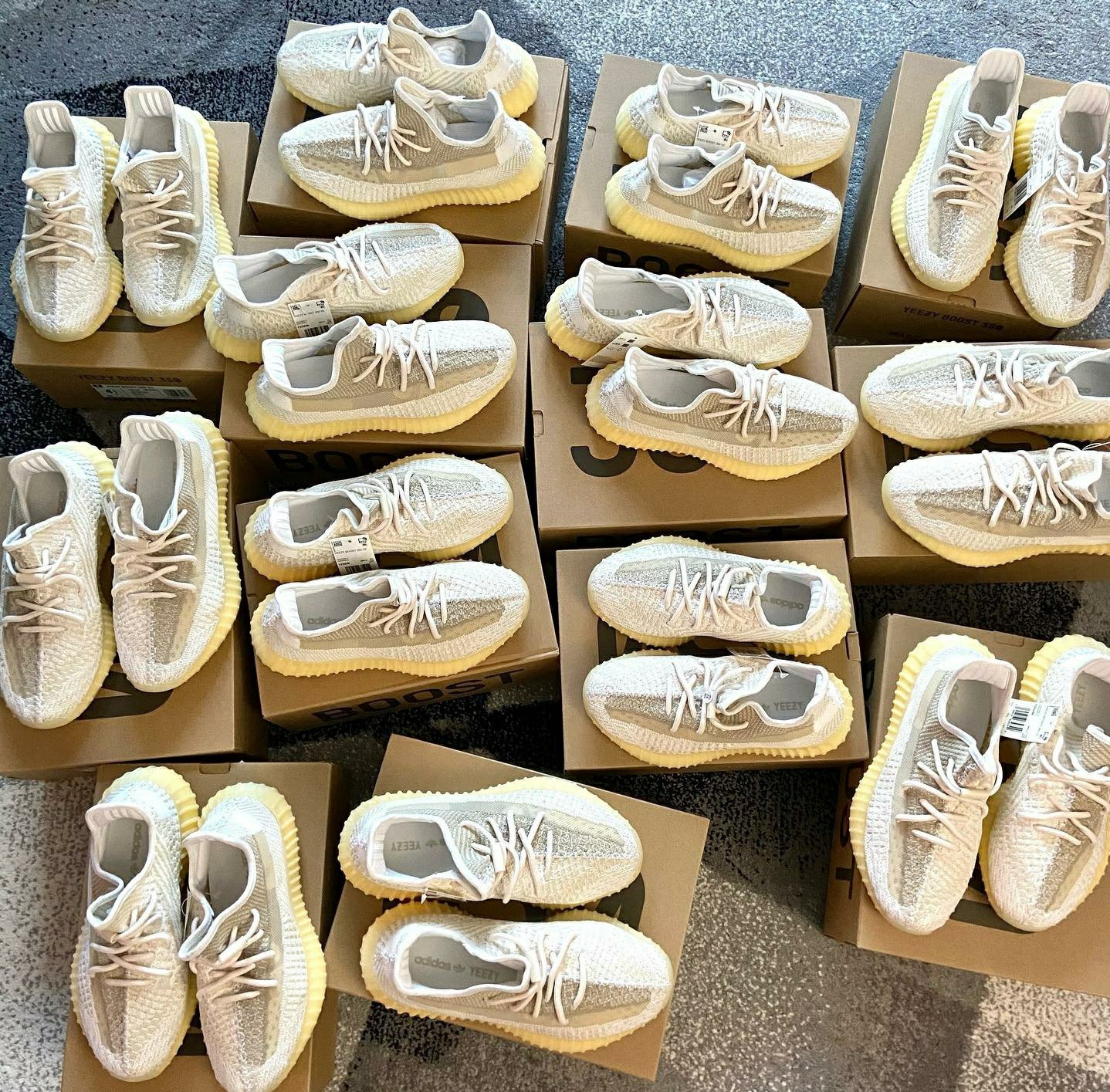 Buy Yeezy Shoes Pallet - Image 2