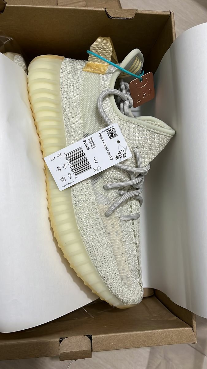 Buy Yeezy Shoes Pallet - Image 4