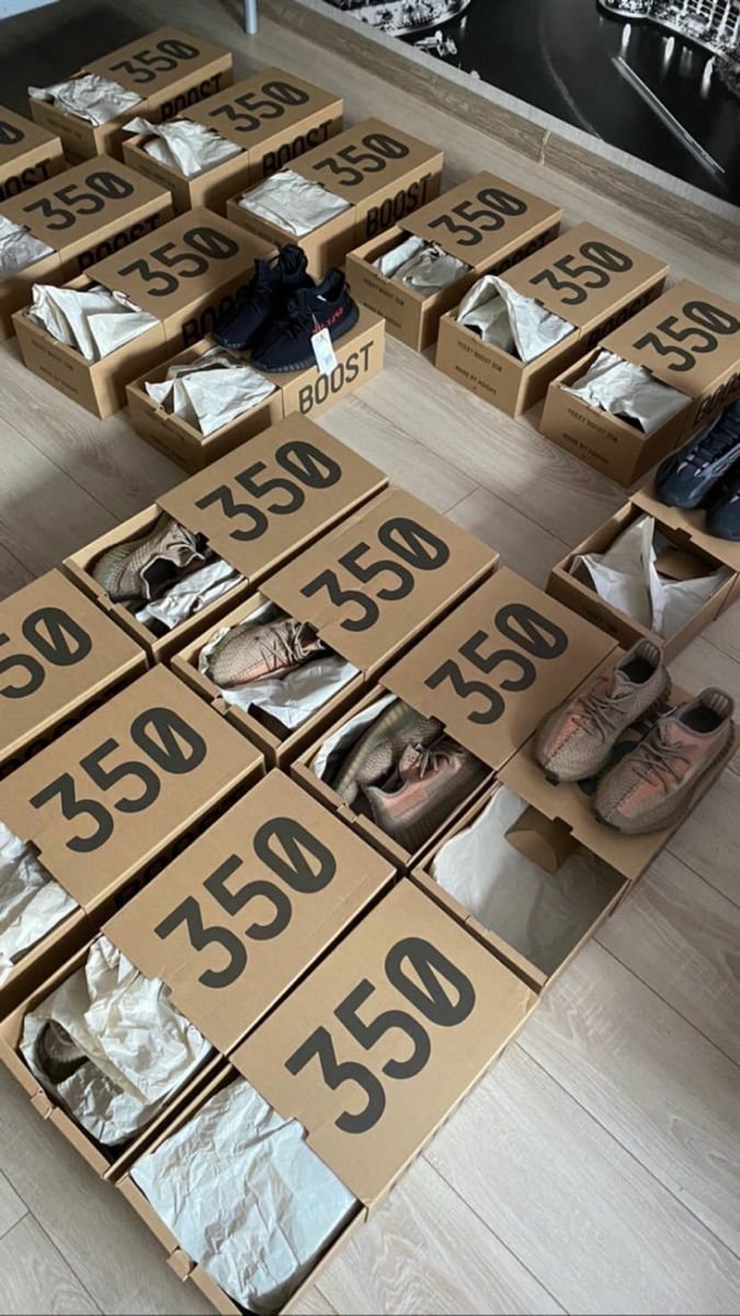 Buy Yeezy Shoes Pallet - Image 22