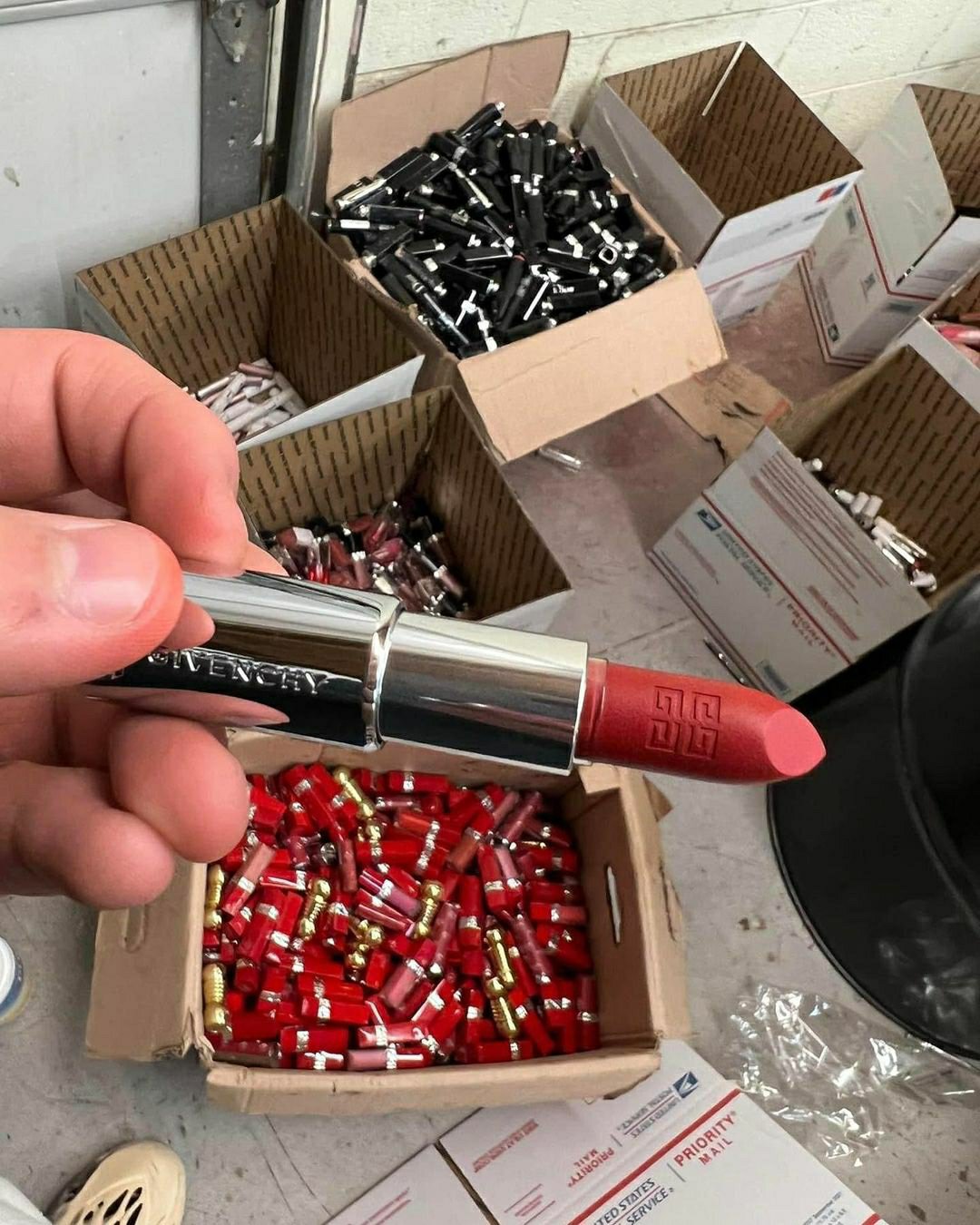 Wholesale Cosmetic Pallets Online - Image 6