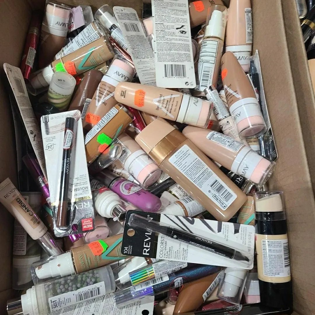 Wholesale Cosmetic Pallets Online - Image 20
