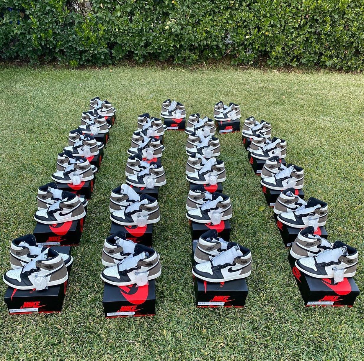 Buy Authentic Nike Shoes - Image 19