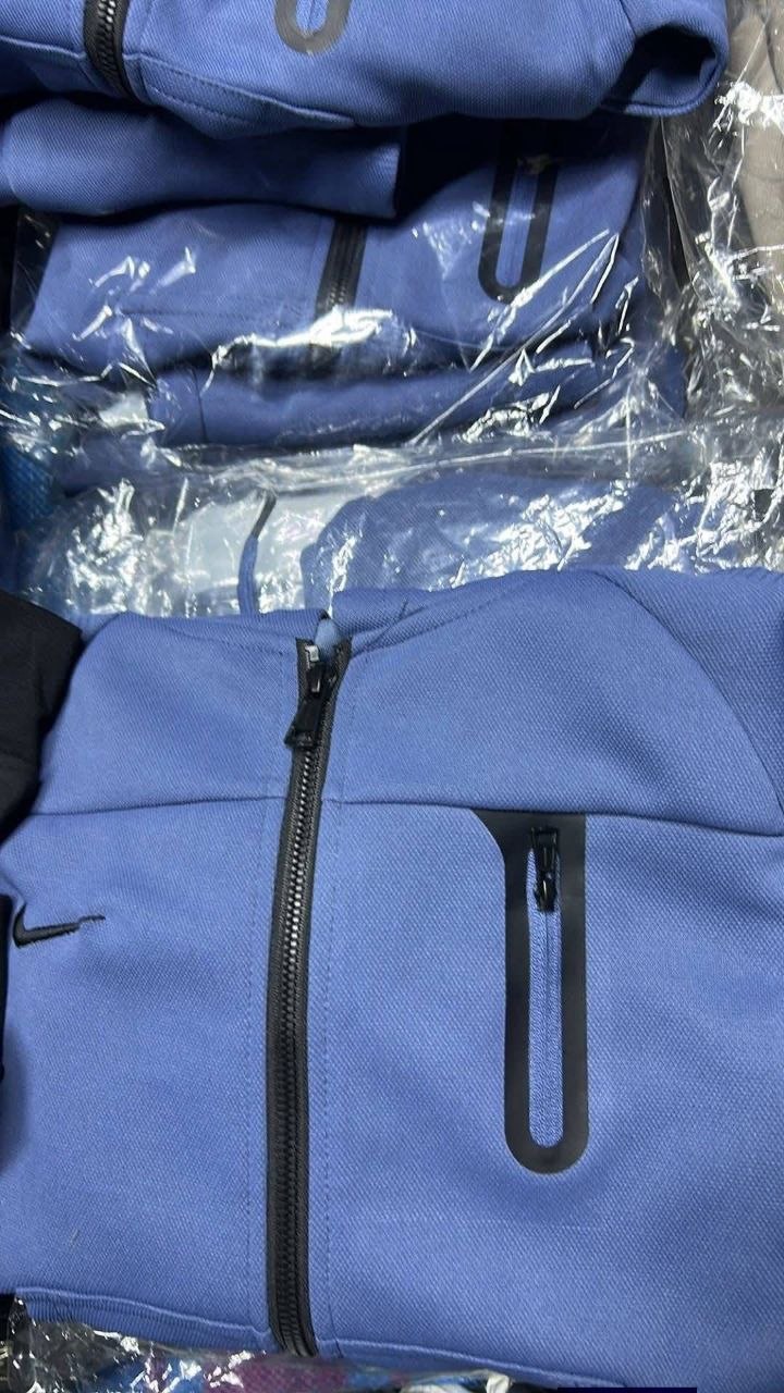 Premium Designer Tracksuits Pallet - Image 4