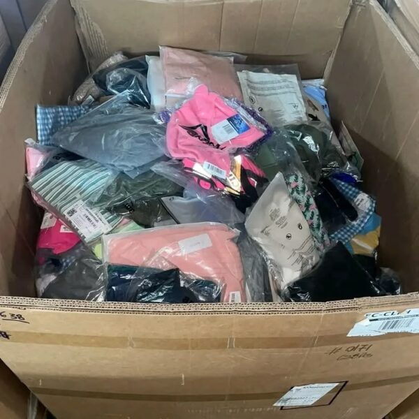 Amazon Clothing Return Pallet - Image 2