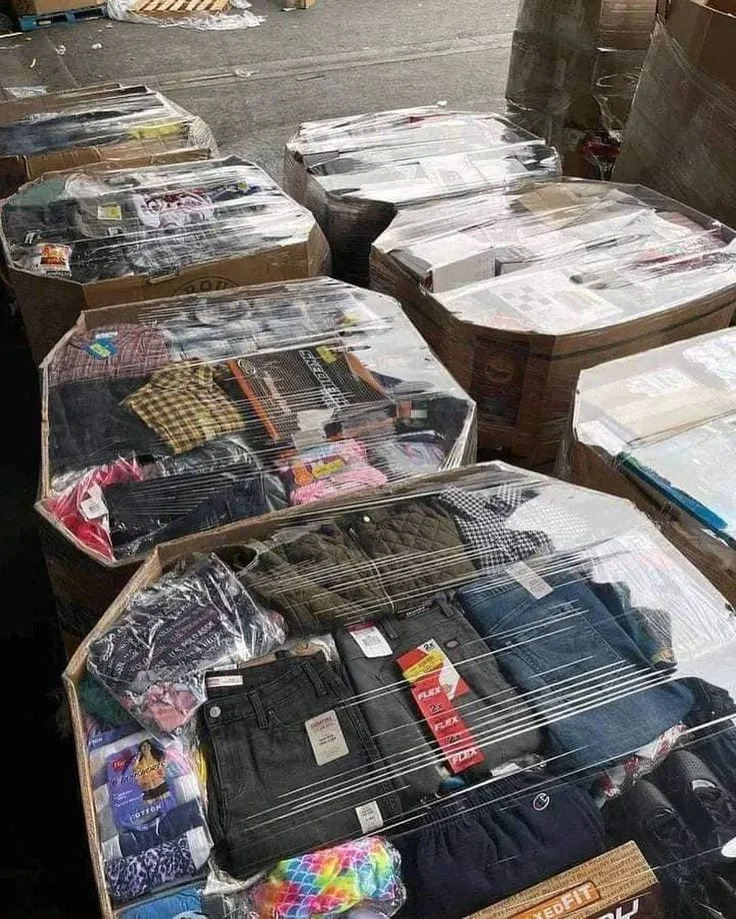 Amazon Clothing Truckload